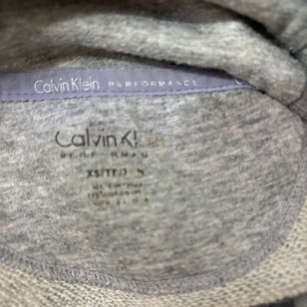 Calvin Klein Gray Performance Top - Picture 16 of 16
